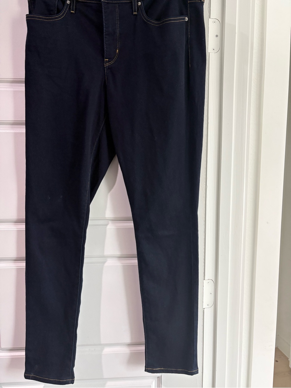 Levi's Women's Dark Navy Skinny Jeans